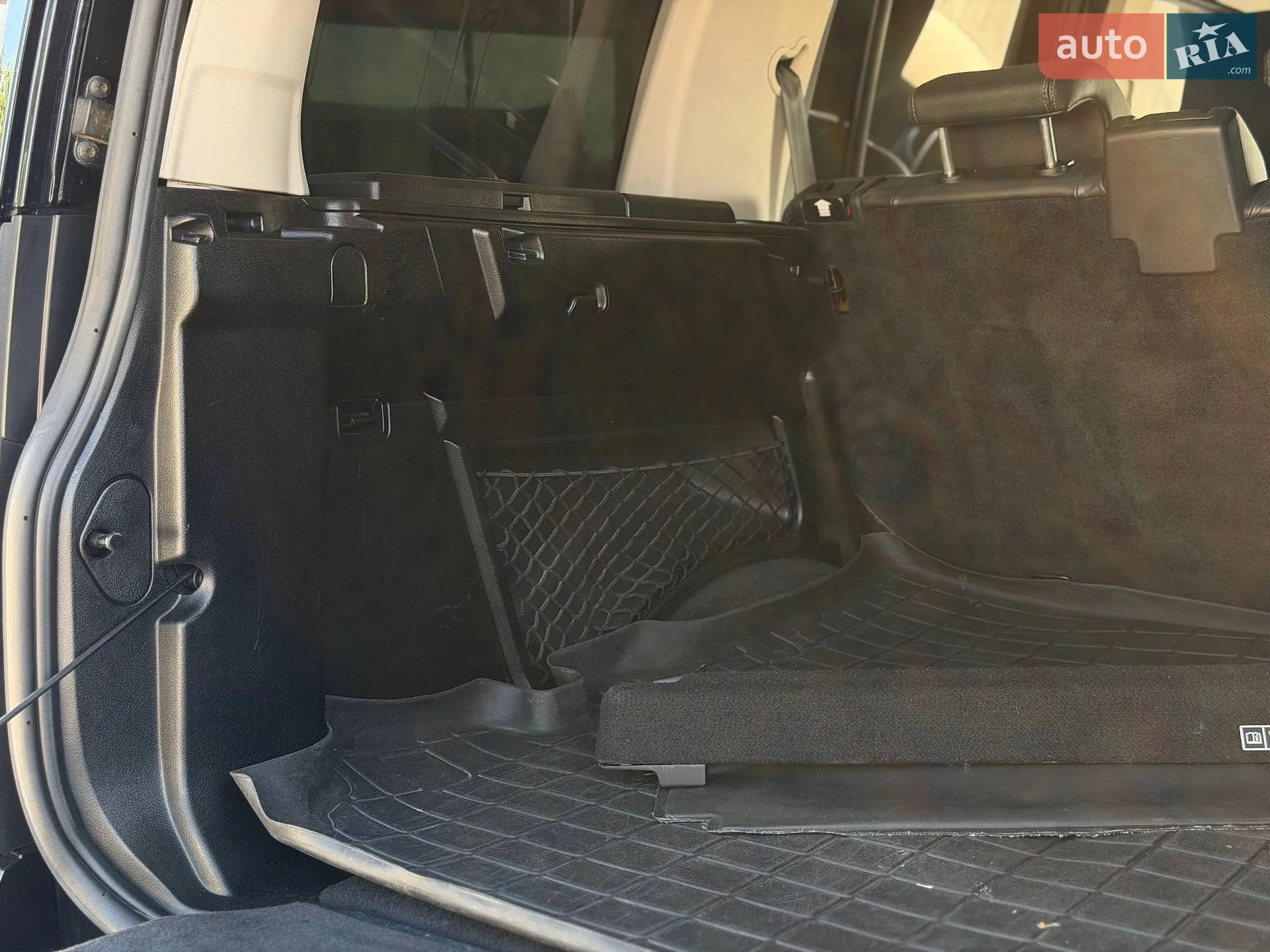 2015 Land Rover Discovery - мініатюра 40