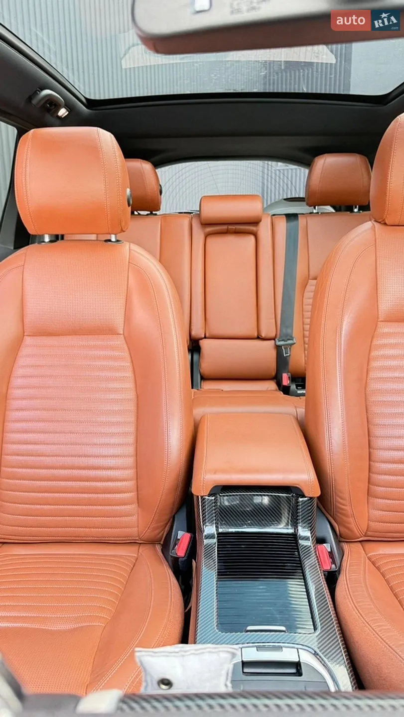 2016 Land Rover Discovery - мініатюра 24