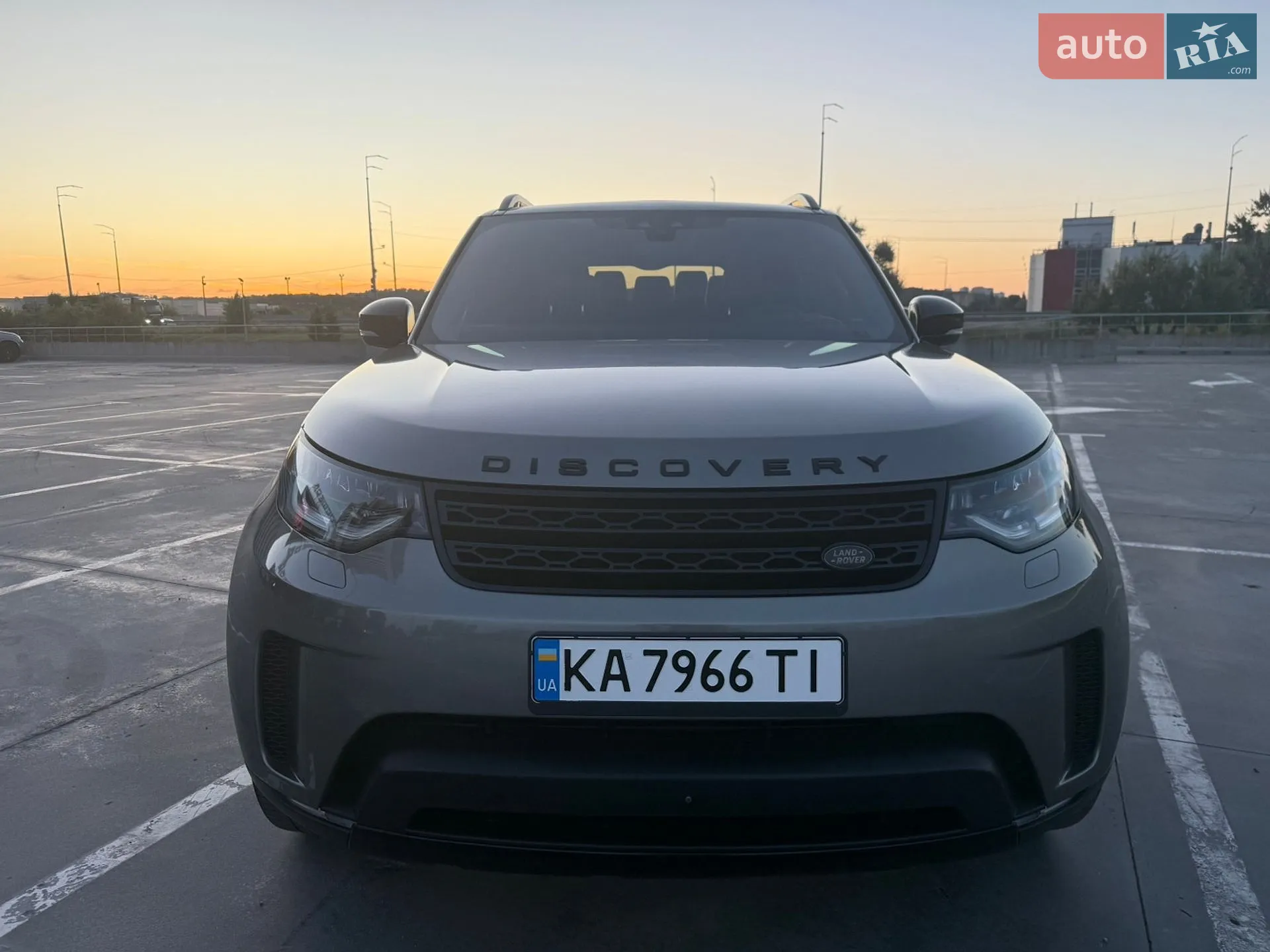 2017 Land Rover Discovery - мініатюра 2