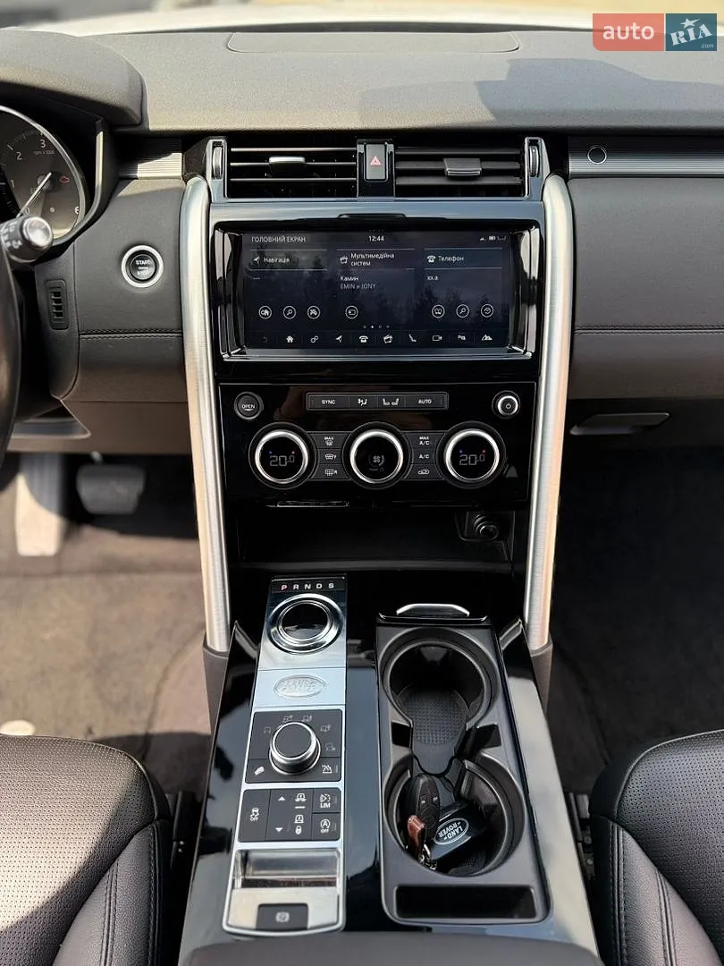 2017 Land Rover Discovery - мініатюра 13