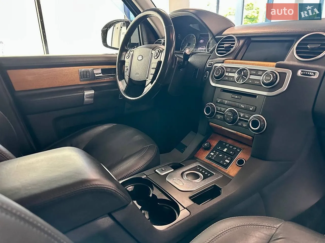 2014 Land Rover Discovery - мініатюра 39