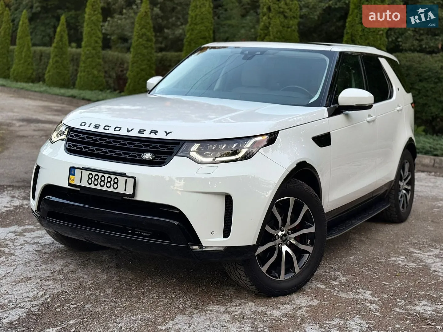 2017 Land Rover Discovery - мініатюра 2