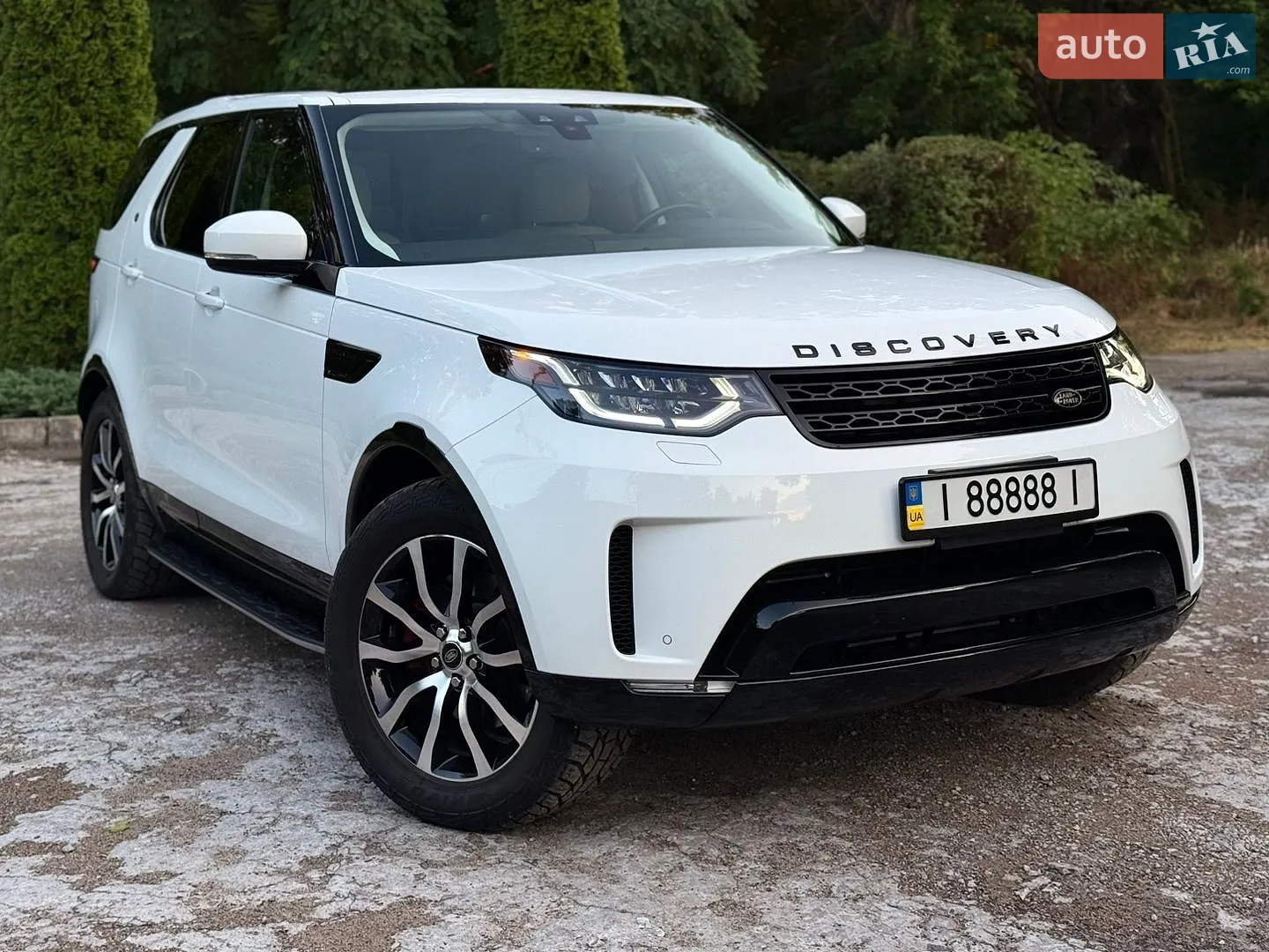 2017 Land Rover Discovery - мініатюра 15