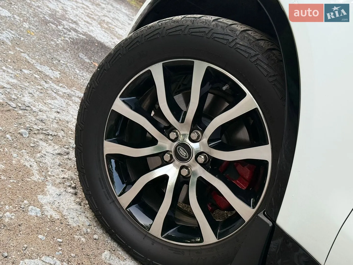 2017 Land Rover Discovery - мініатюра 31