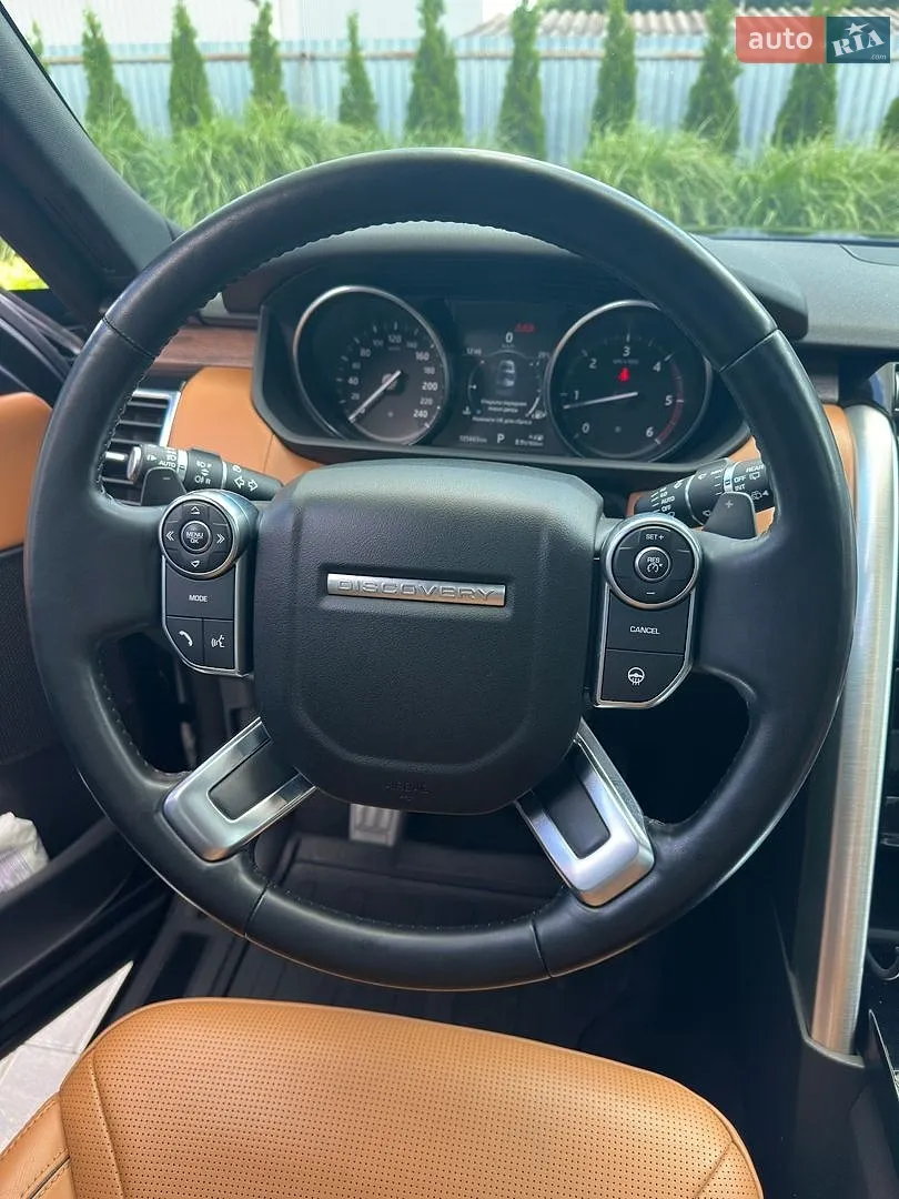 2017 Land Rover Discovery - мініатюра 13
