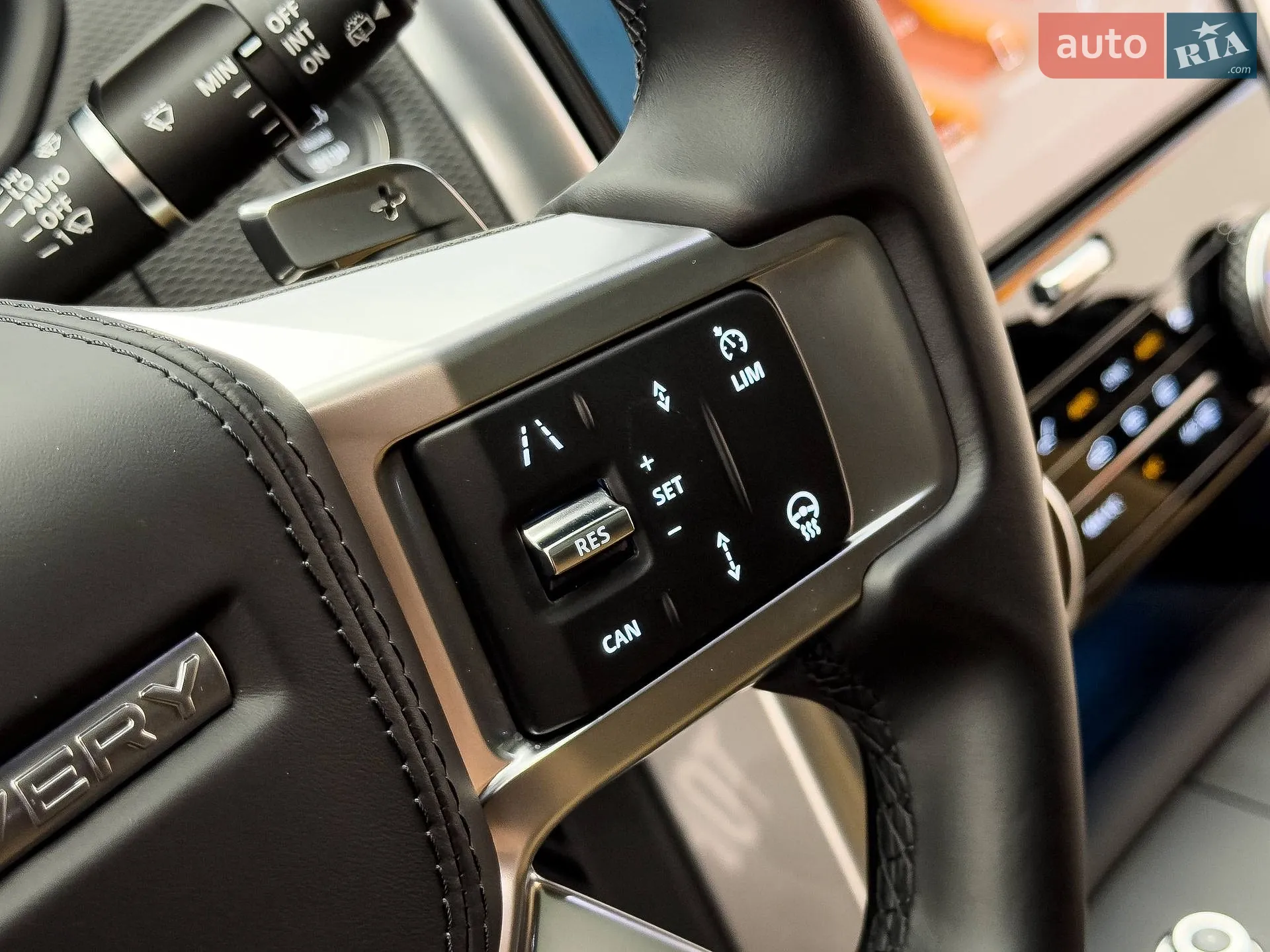 2024 Land Rover Discovery - мініатюра 44