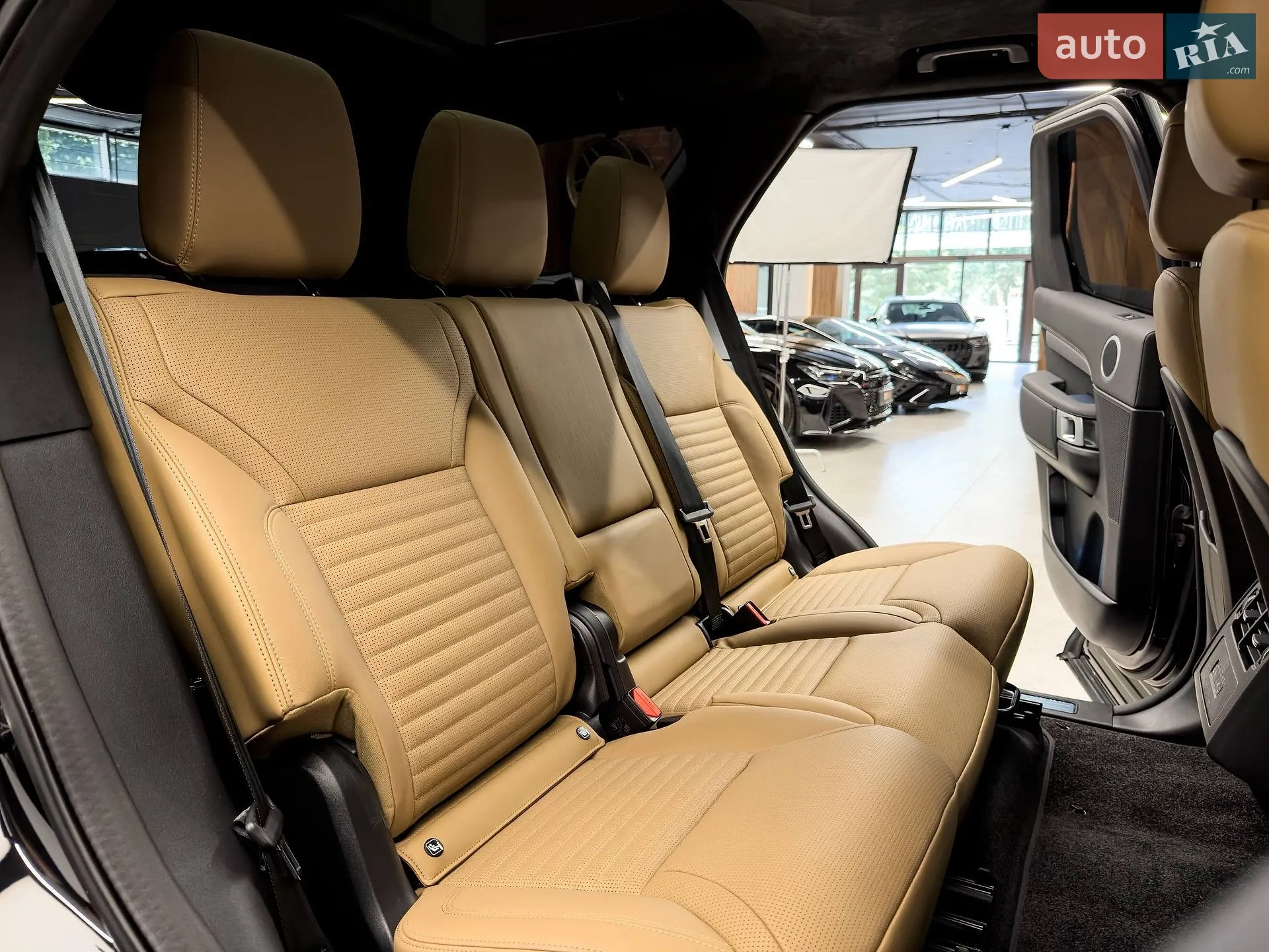 2024 Land Rover Discovery - мініатюра 69