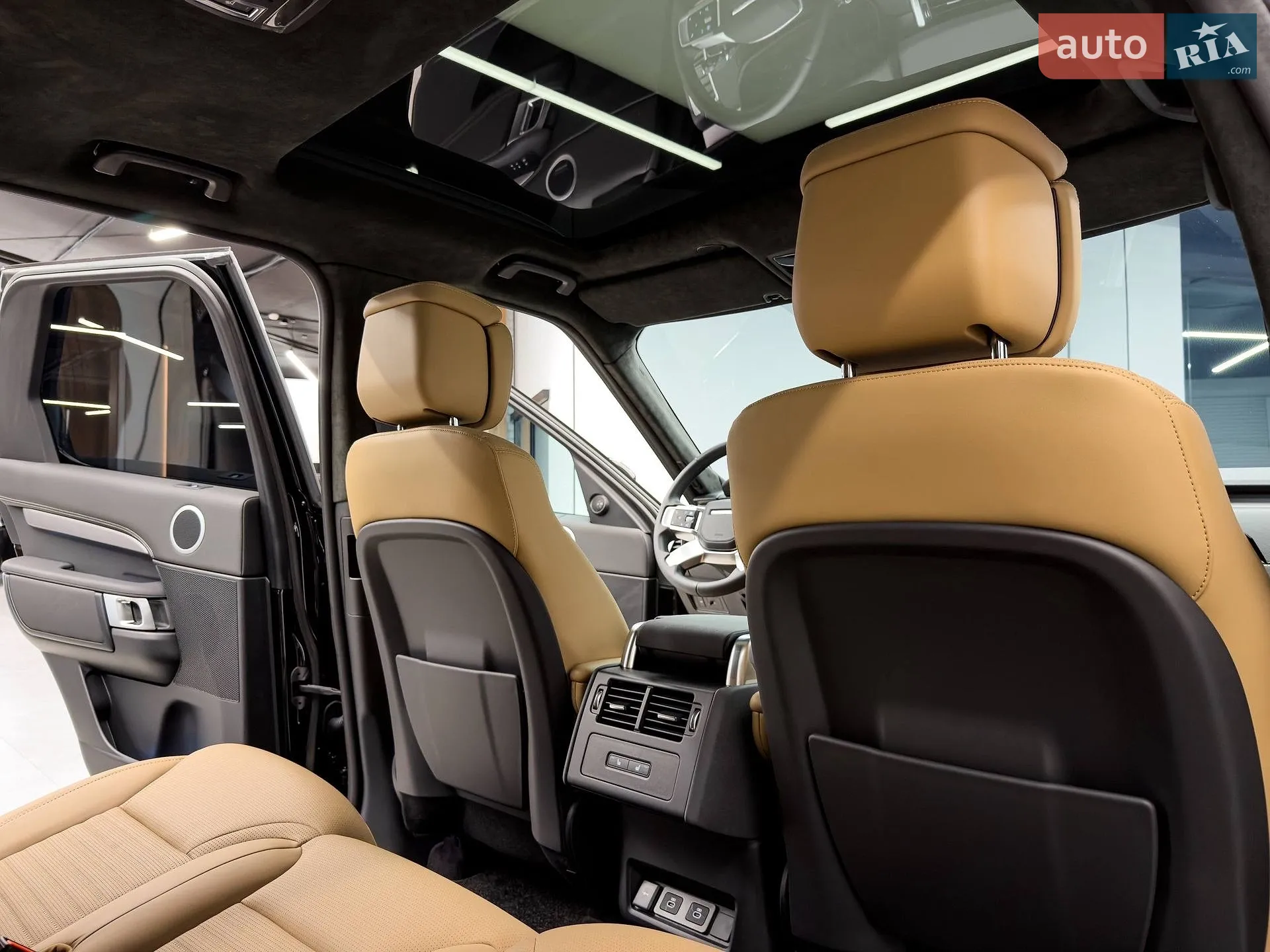 2024 Land Rover Discovery - мініатюра 72