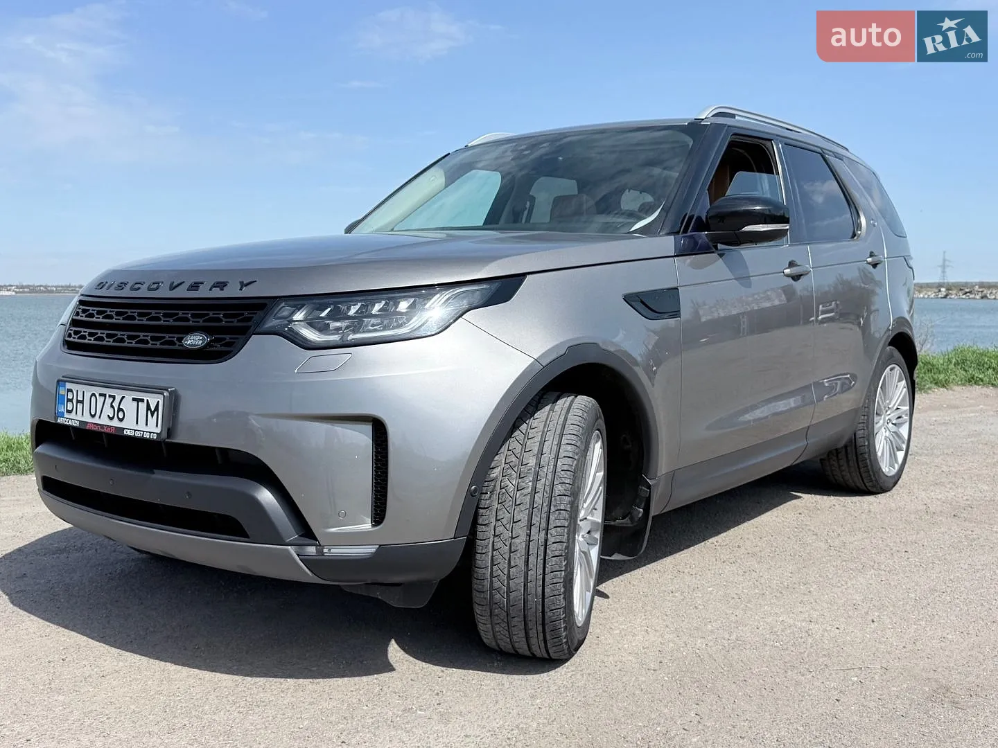 2017 Land Rover Discovery - мініатюра 27