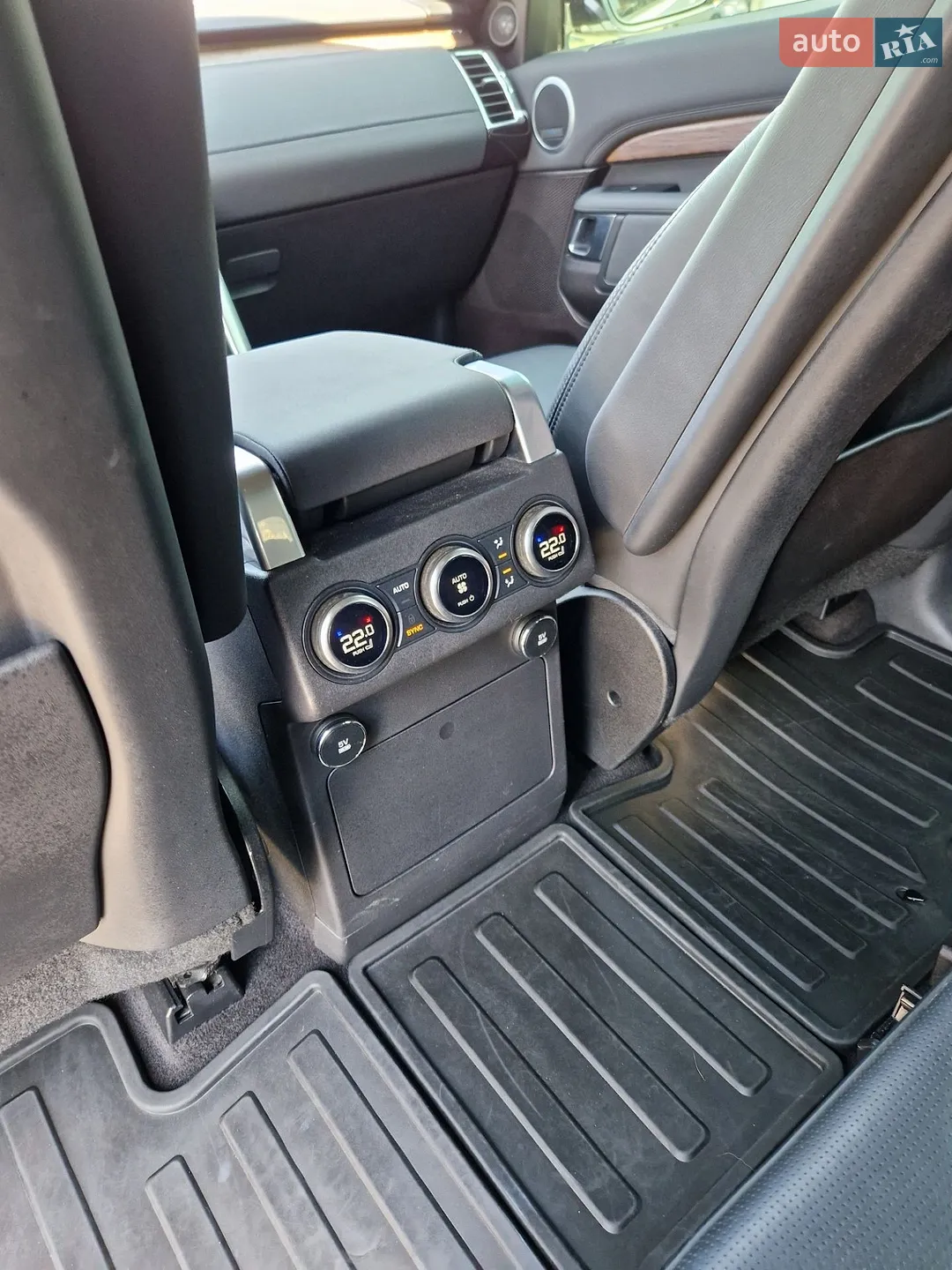 2018 Land Rover Discovery - мініатюра 13