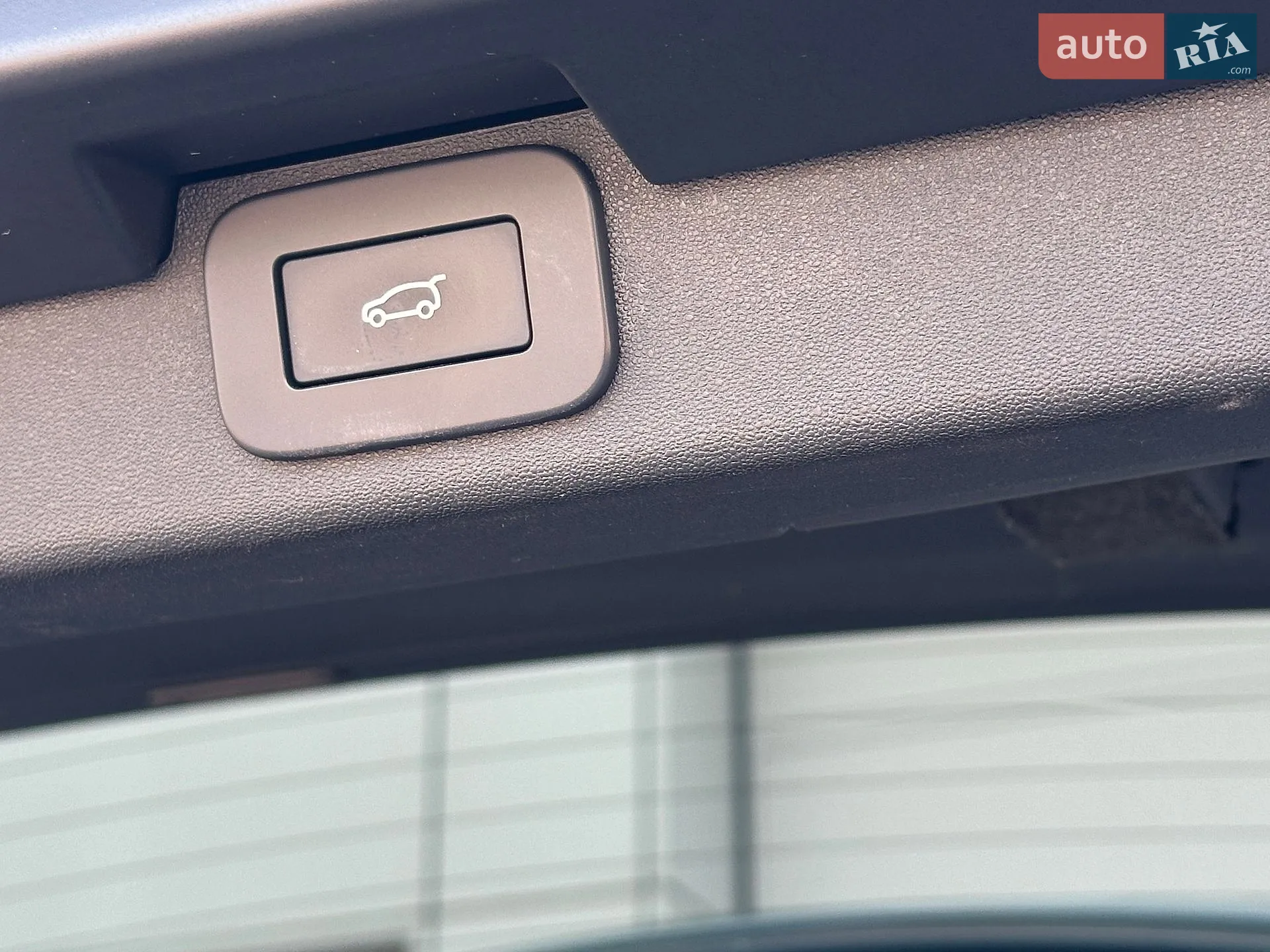 2023 Land Rover Discovery - мініатюра 33