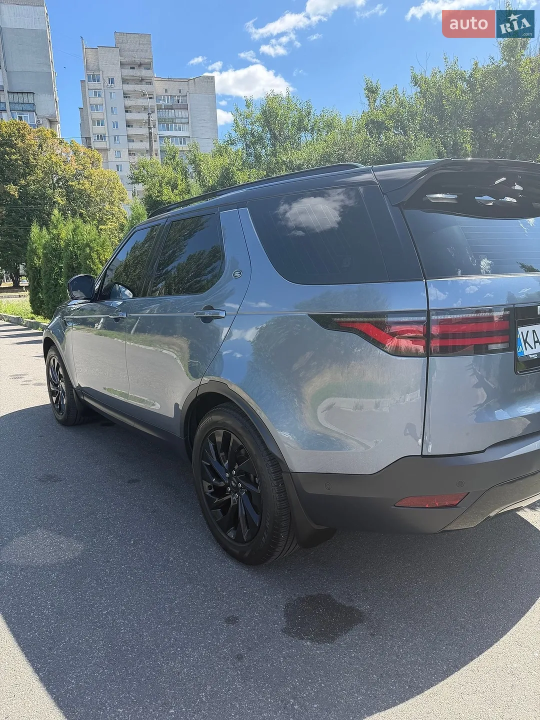 2021 Land Rover Discovery - мініатюра 3