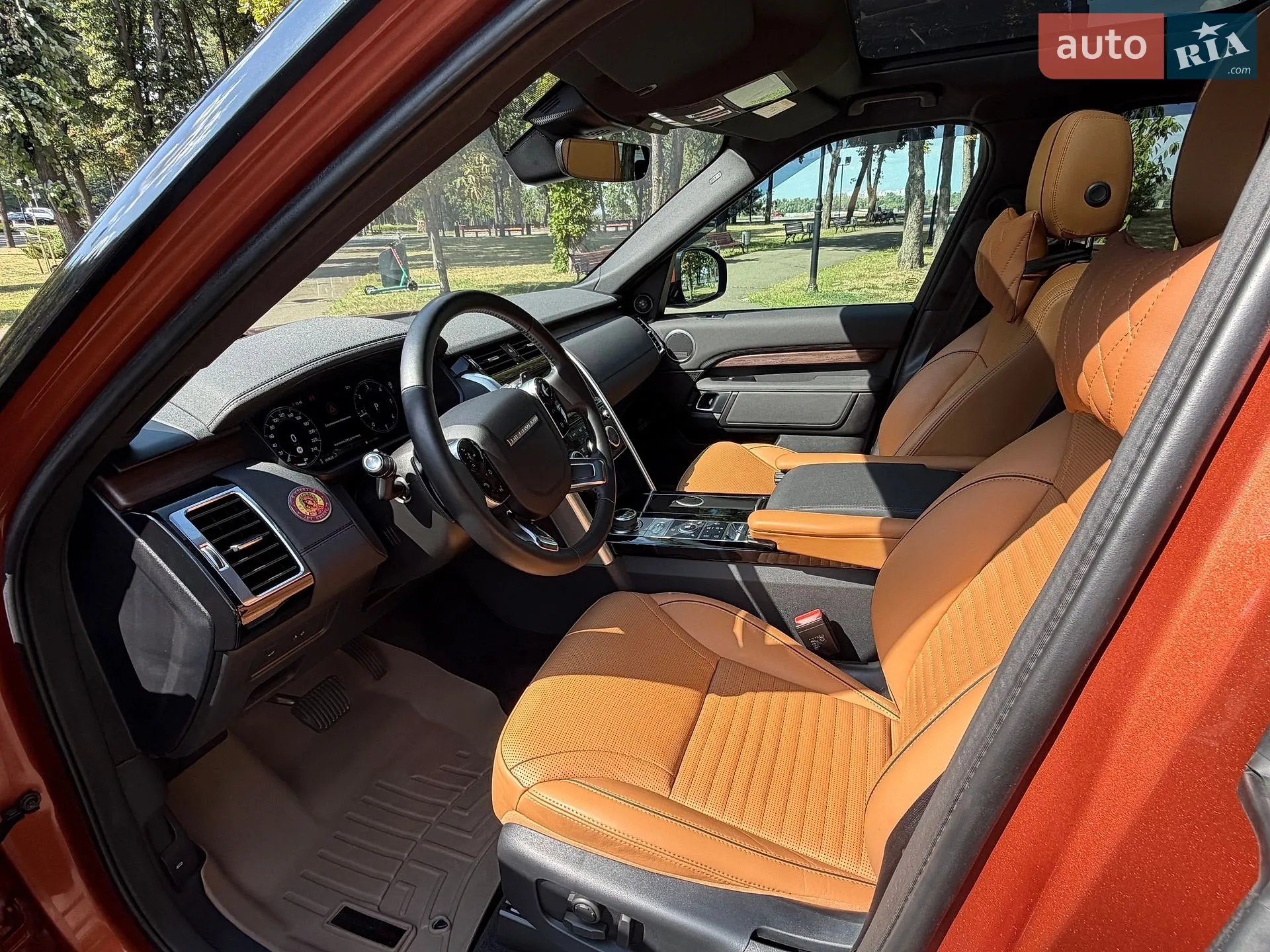 2019 Land Rover Discovery - мініатюра 42