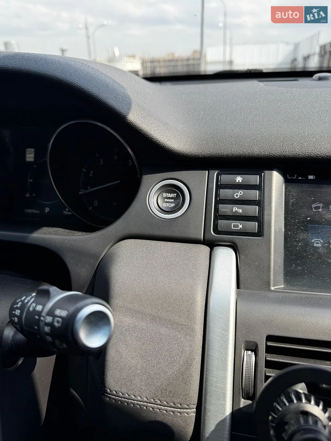 2016 Land Rover Discovery - мініатюра 50