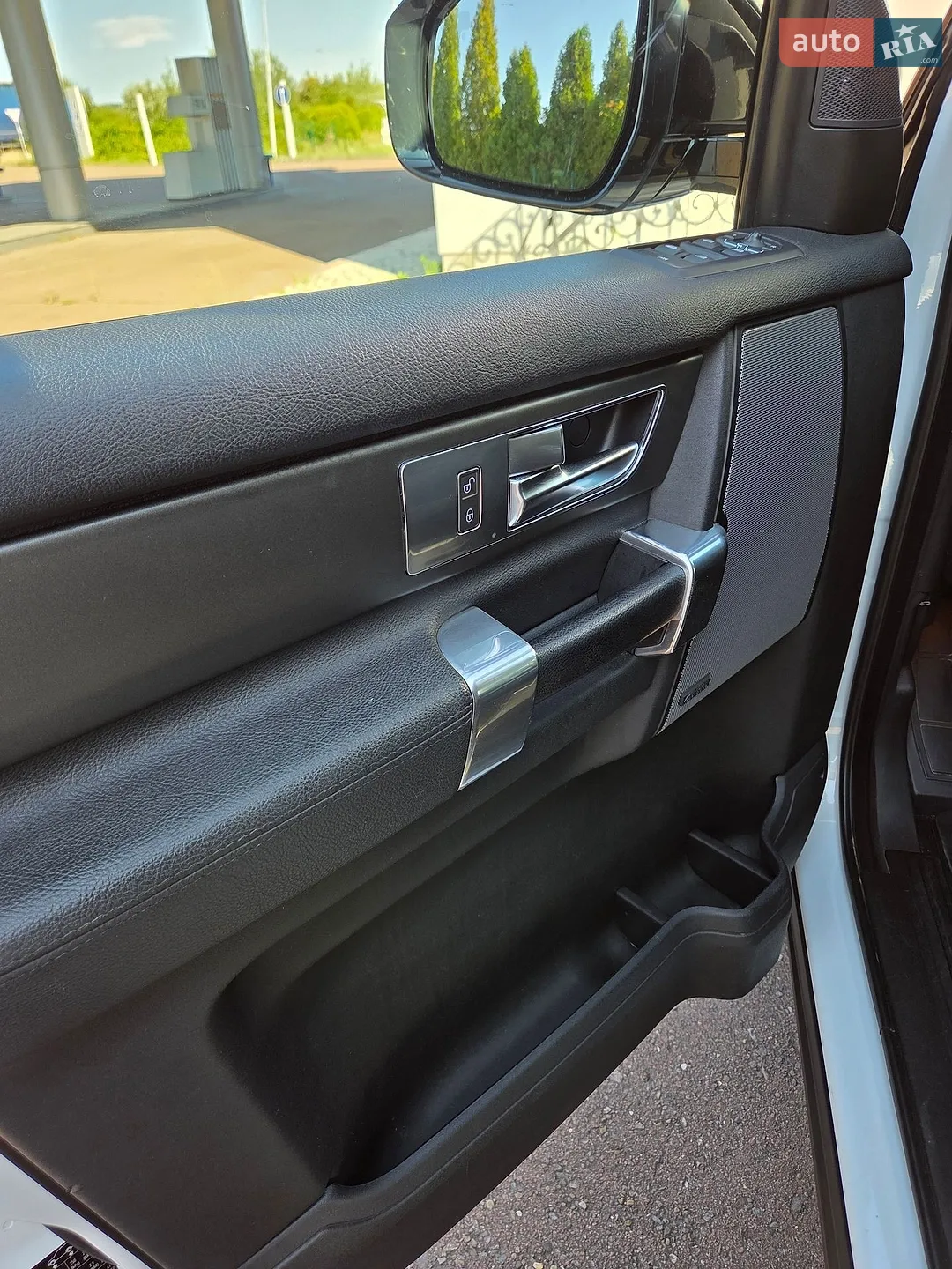2016 Land Rover Discovery - мініатюра 6