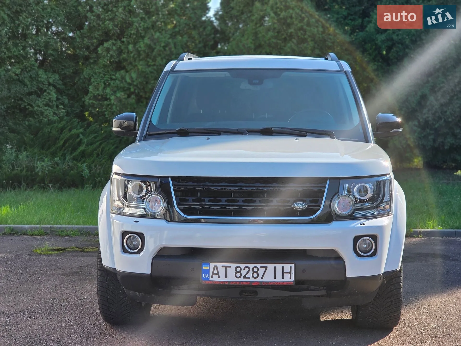 2016 Land Rover Discovery - мініатюра 15
