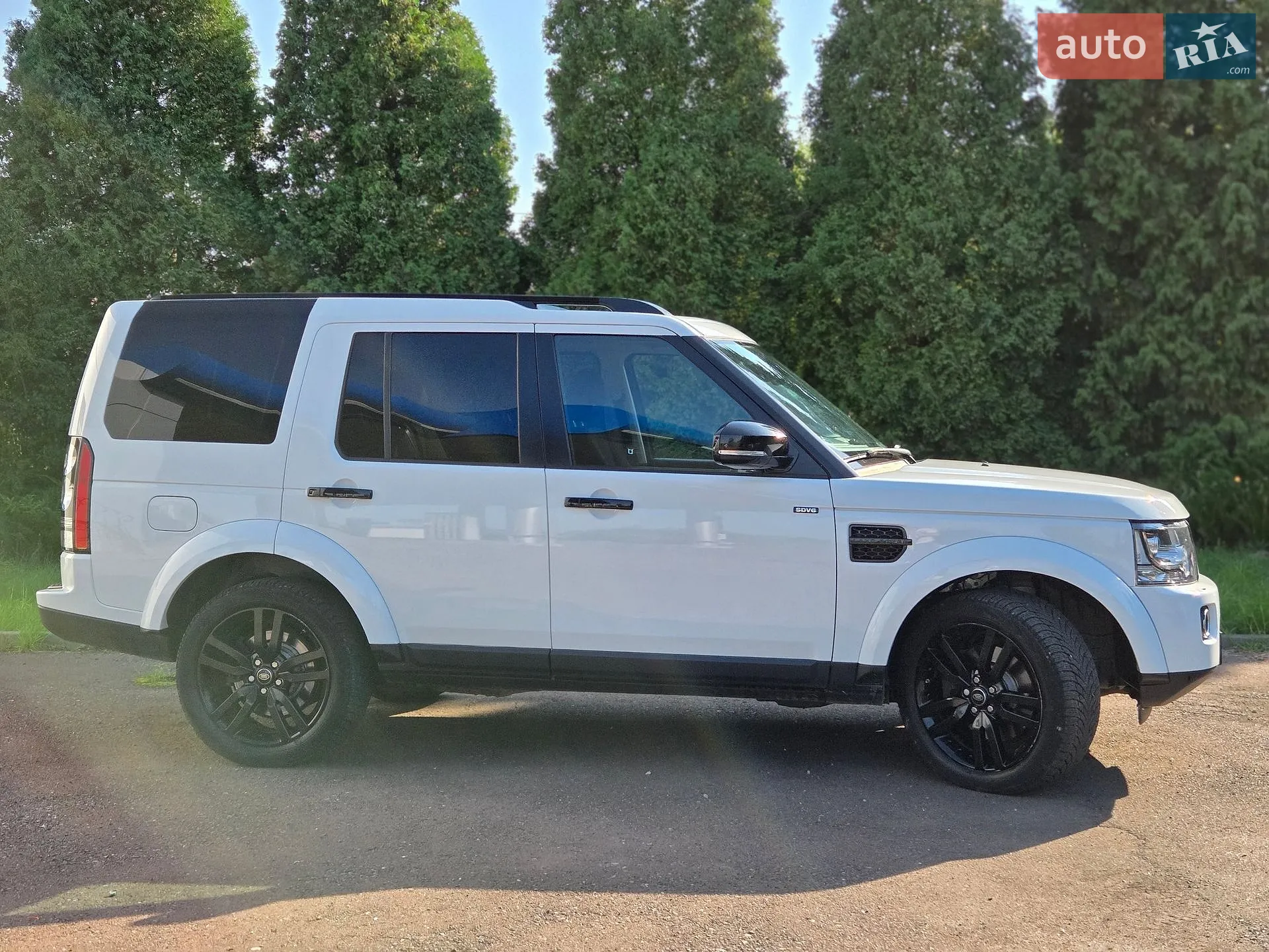 2016 Land Rover Discovery - мініатюра 32