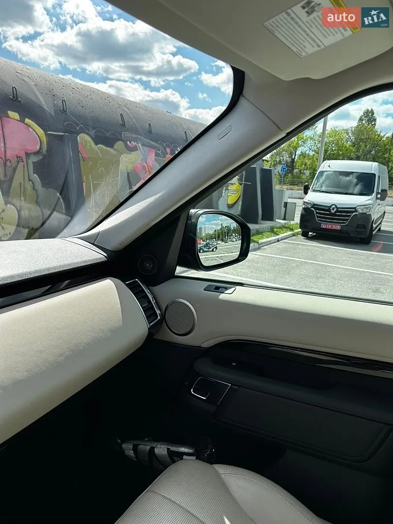 2019 Land Rover Discovery - мініатюра 38