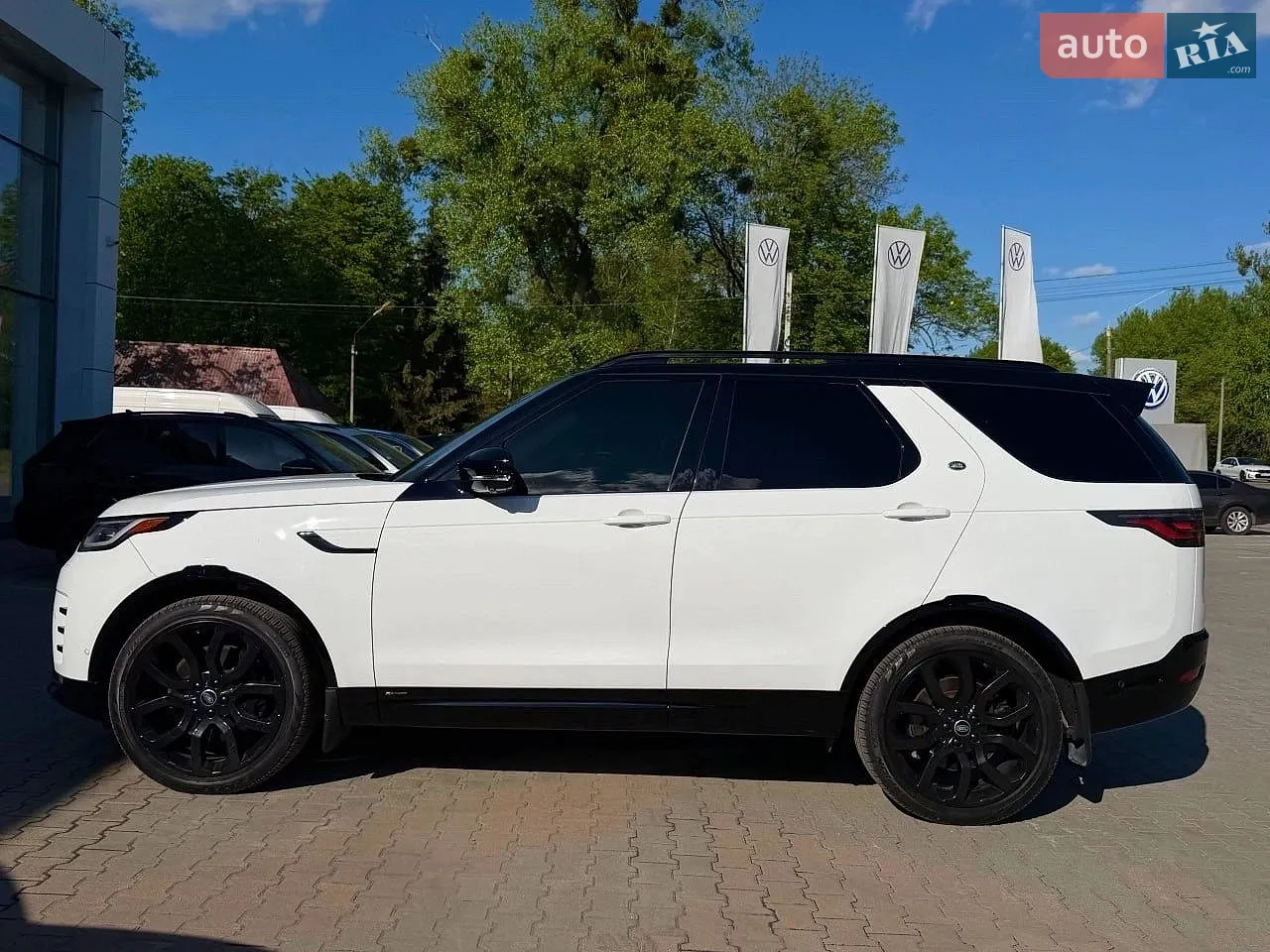 2021 Land Rover Discovery - мініатюра 5