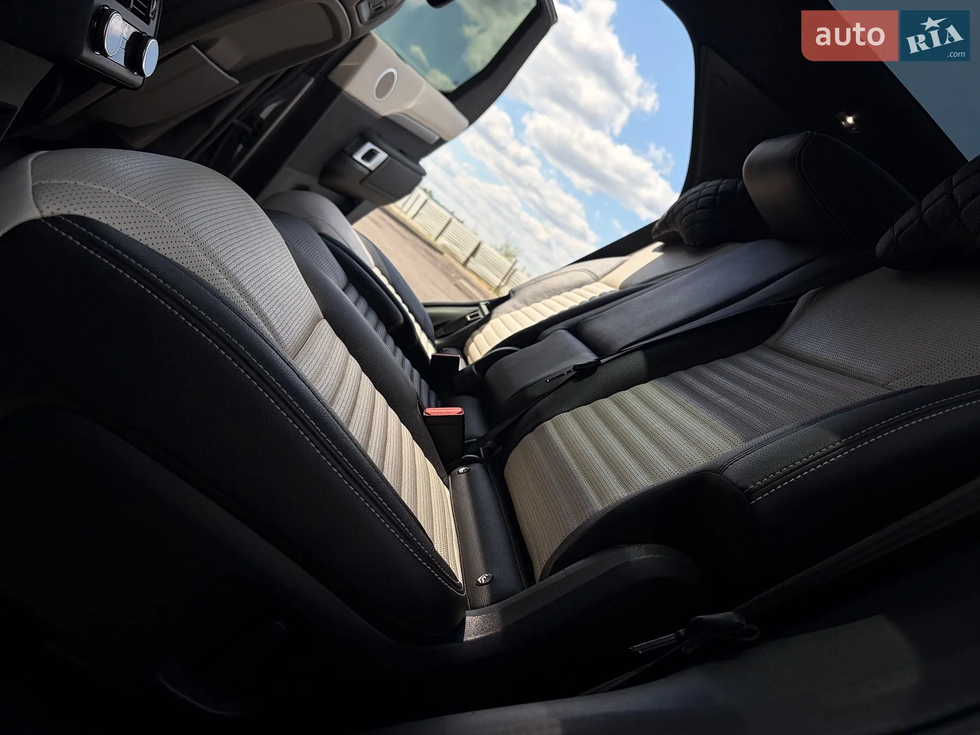 2021 Land Rover Discovery - мініатюра 83