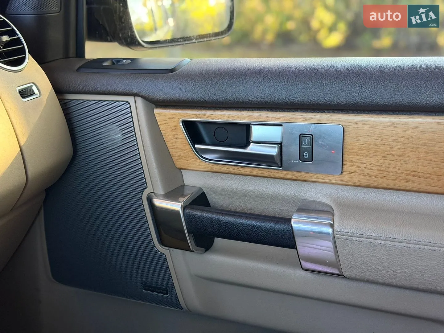 2012 Land Rover Discovery - мініатюра 30