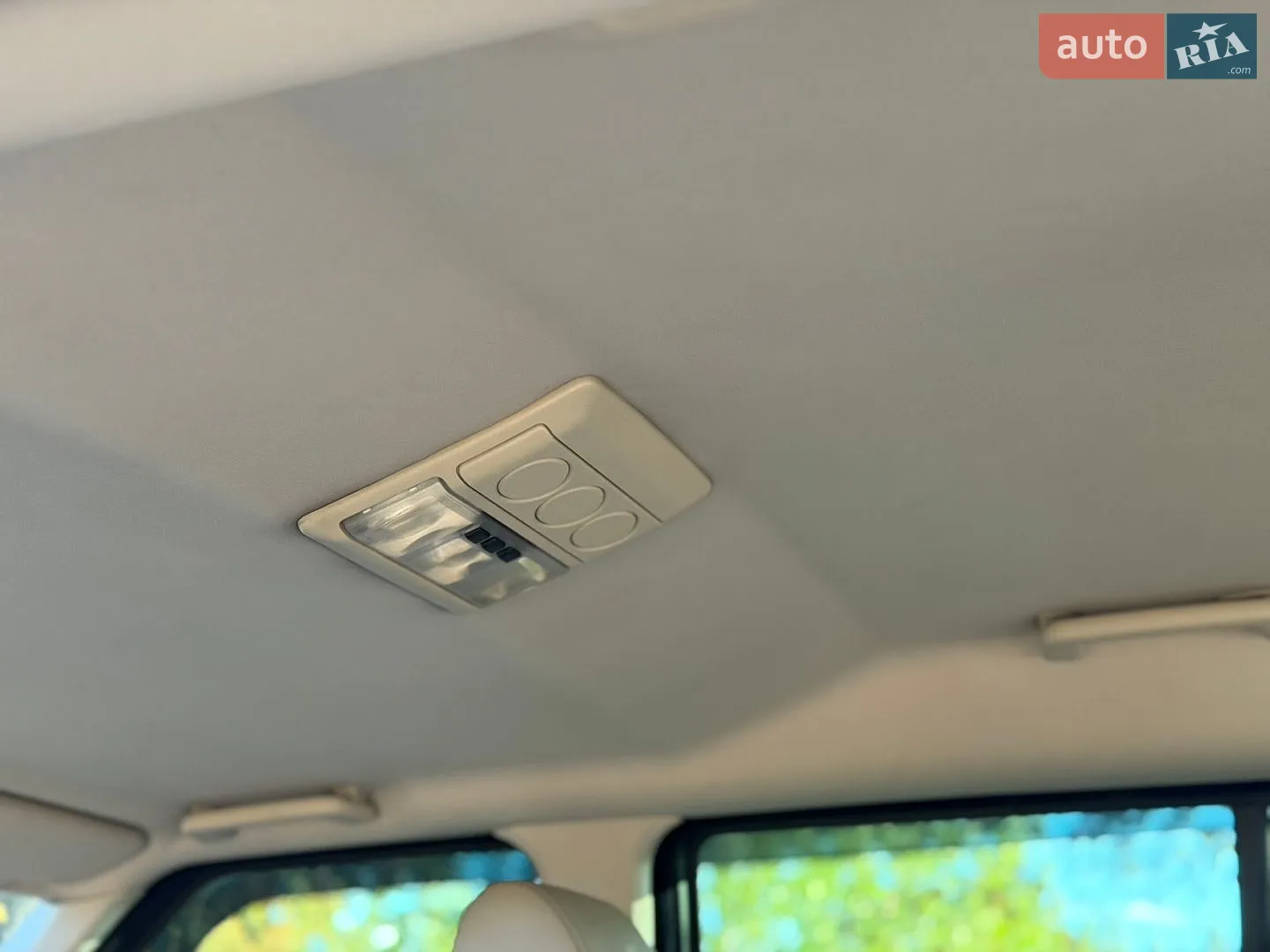 2012 Land Rover Discovery - мініатюра 48