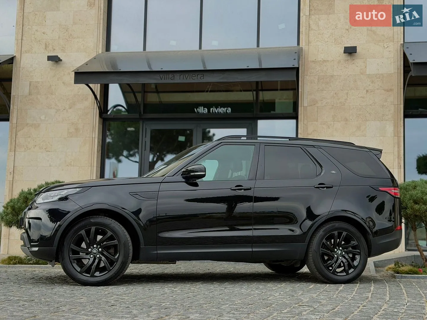 2017 Land Rover Discovery - мініатюра 10