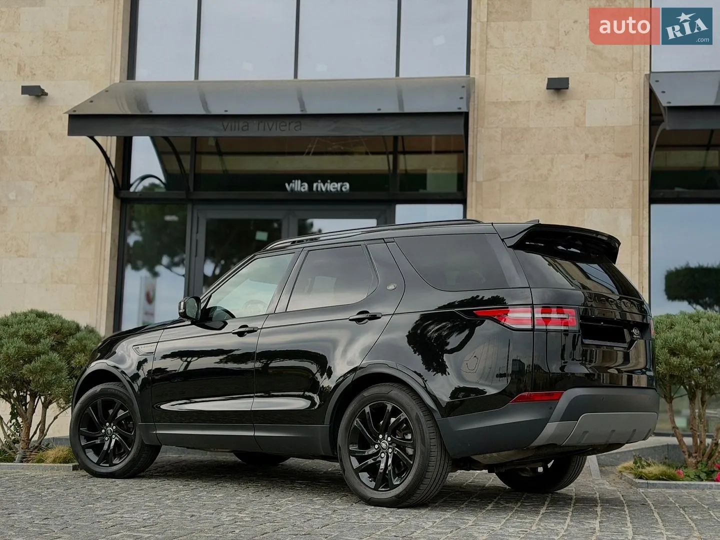 2017 Land Rover Discovery - мініатюра 13