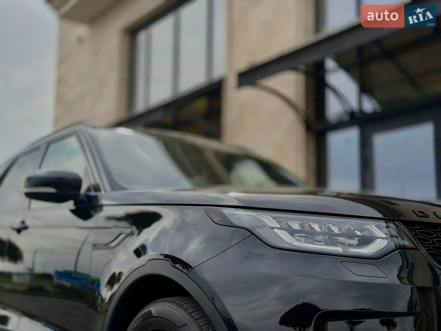 2017 Land Rover Discovery - мініатюра 48