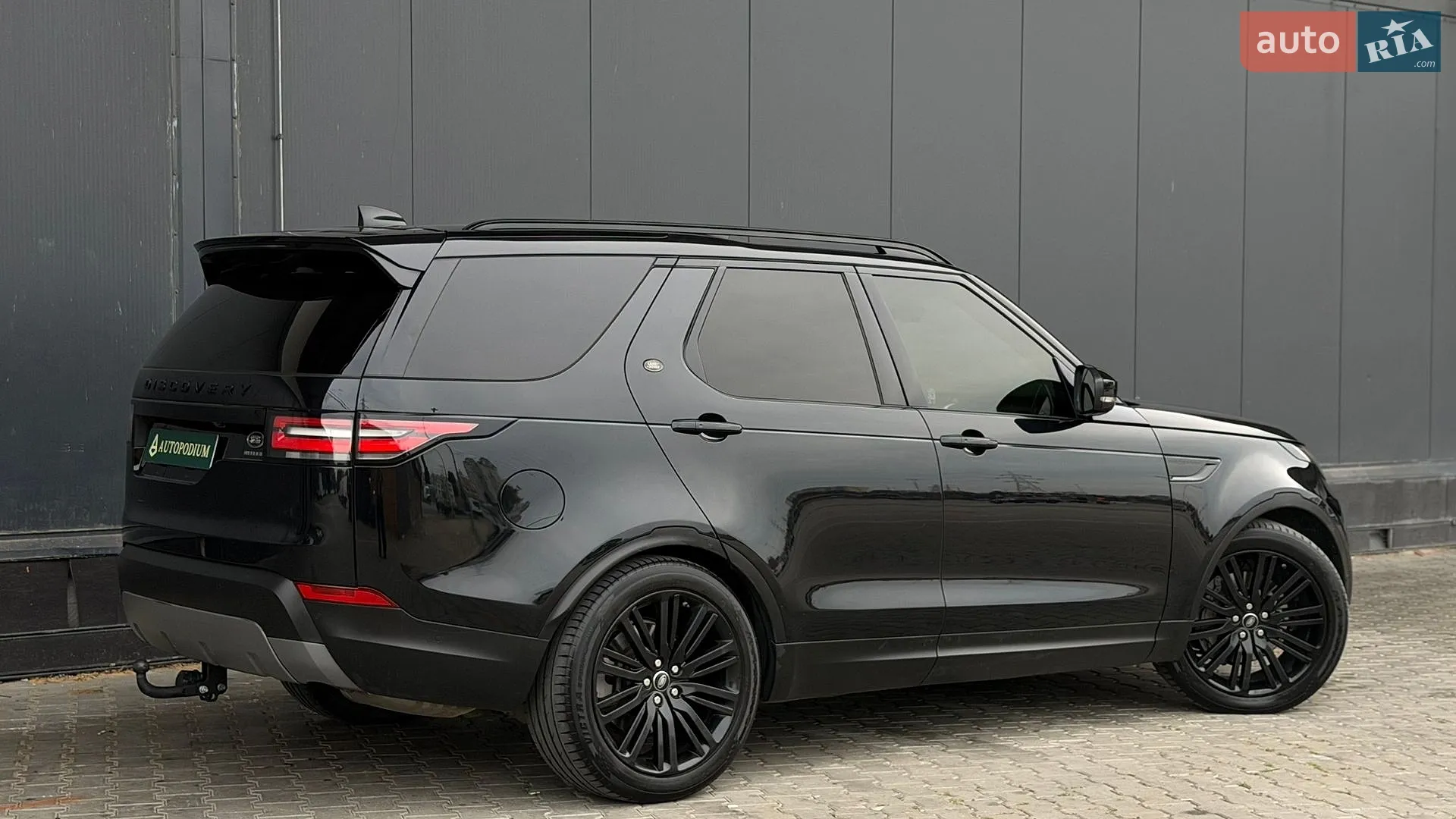 2018 Land Rover Discovery - мініатюра 15