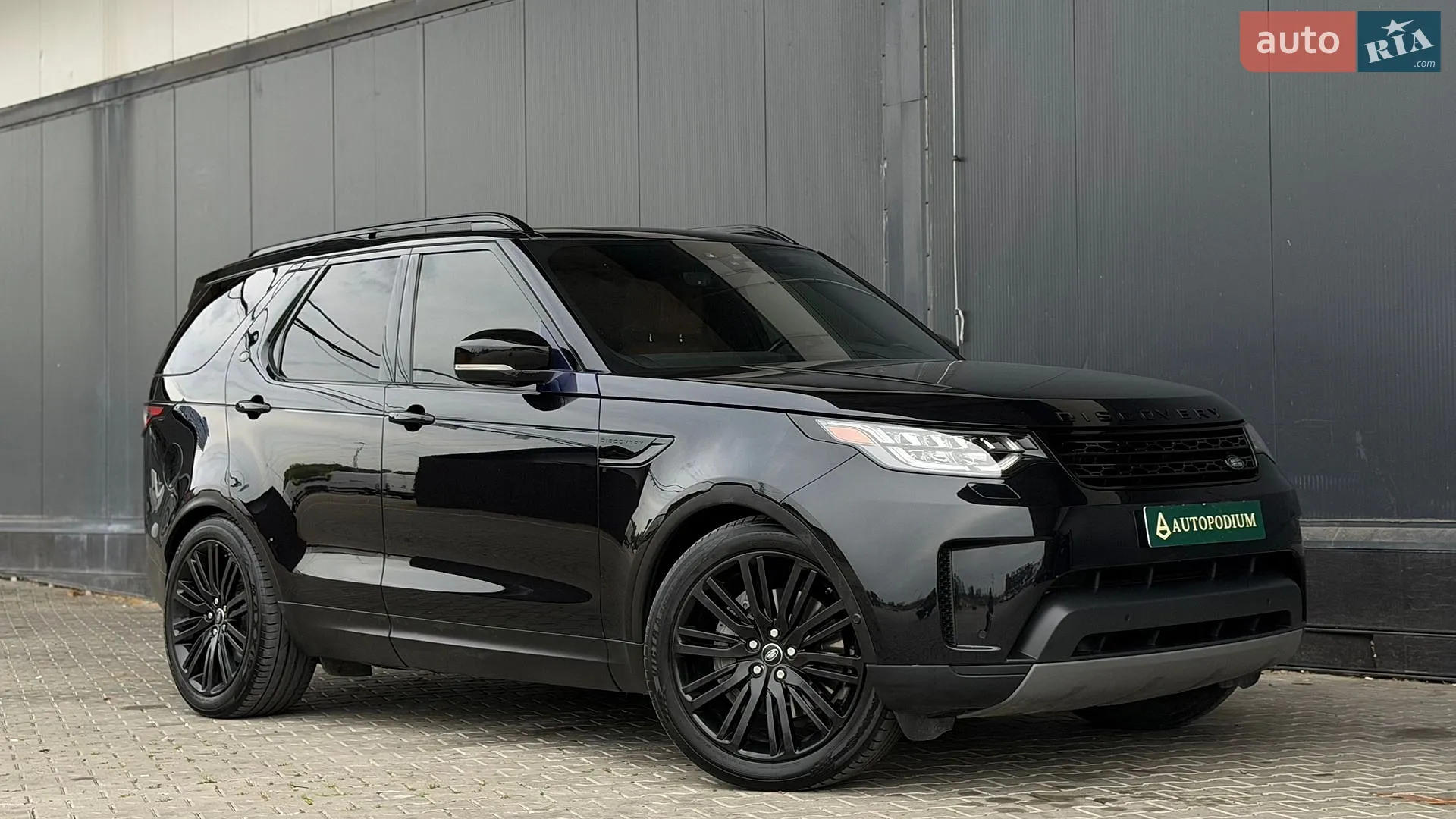 2018 Land Rover Discovery - мініатюра 18