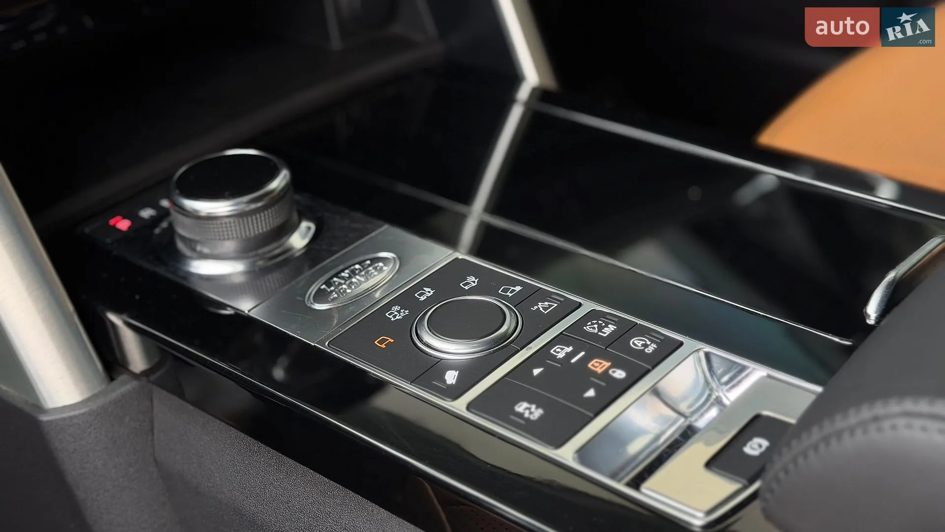 2018 Land Rover Discovery - мініатюра 48
