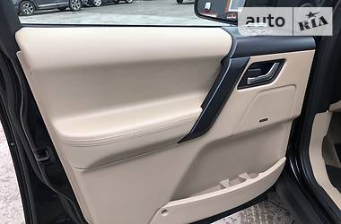 Позашляховик / Кросовер Land Rover Freelander 2013 в 