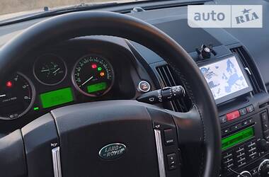 Позашляховик / Кросовер Land Rover Freelander 2010 в 