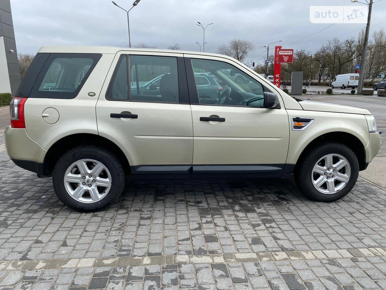 2023 Land Rover Range Rover Velar - мініатюра 24