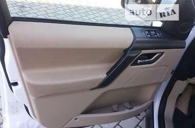 Внедорожник / Кроссовер Land Rover Freelander 2012 в 