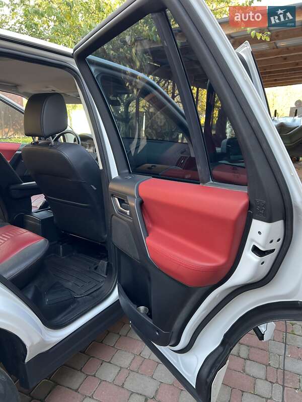 Внедорожник / Кроссовер Land Rover Freelander 2012 в Киеве фото 22 Внедорожник / Кроссовер Land Rover Freelander 2012 в Киеве