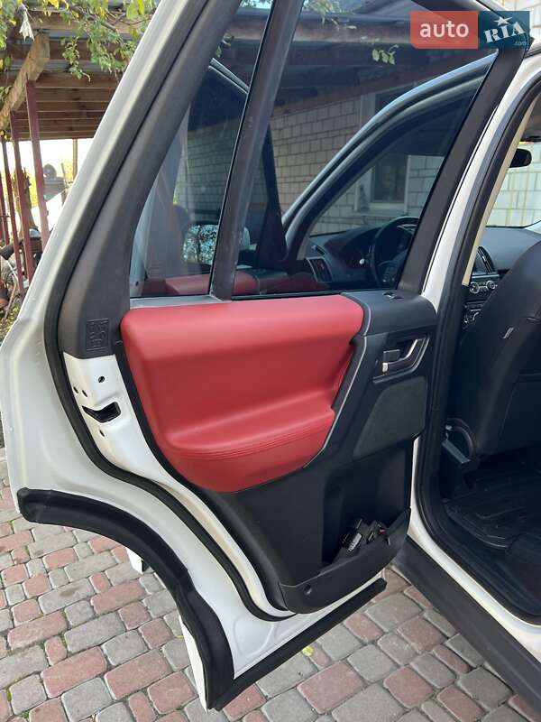 Внедорожник / Кроссовер Land Rover Freelander 2012 в Киеве фото 27 Внедорожник / Кроссовер Land Rover Freelander 2012 в Киеве