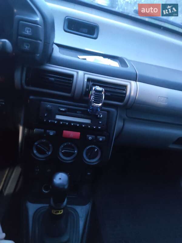 Позашляховик / Кросовер Land Rover Freelander 2003 в Львові
