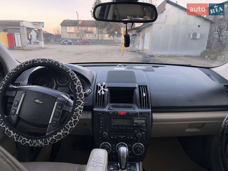 Позашляховик / Кросовер Land Rover Freelander 2009 в Чернівцях