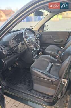 Внедорожник / Кроссовер Land Rover Freelander 2001 в 