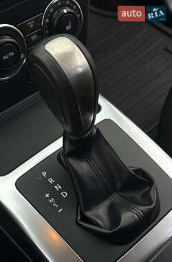 Позашляховик / Кросовер Land Rover Freelander 2013 в 