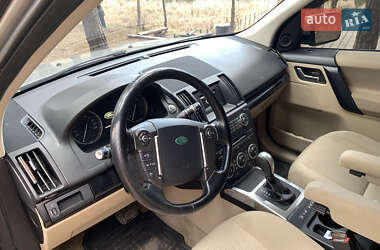 Внедорожник / Кроссовер Land Rover Freelander 2013 в 