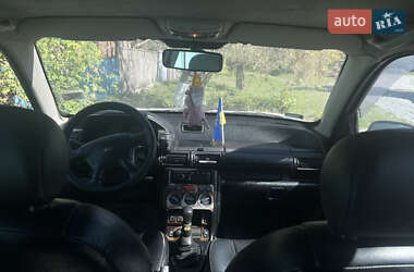 Позашляховик / Кросовер Land Rover Freelander 2000 в 