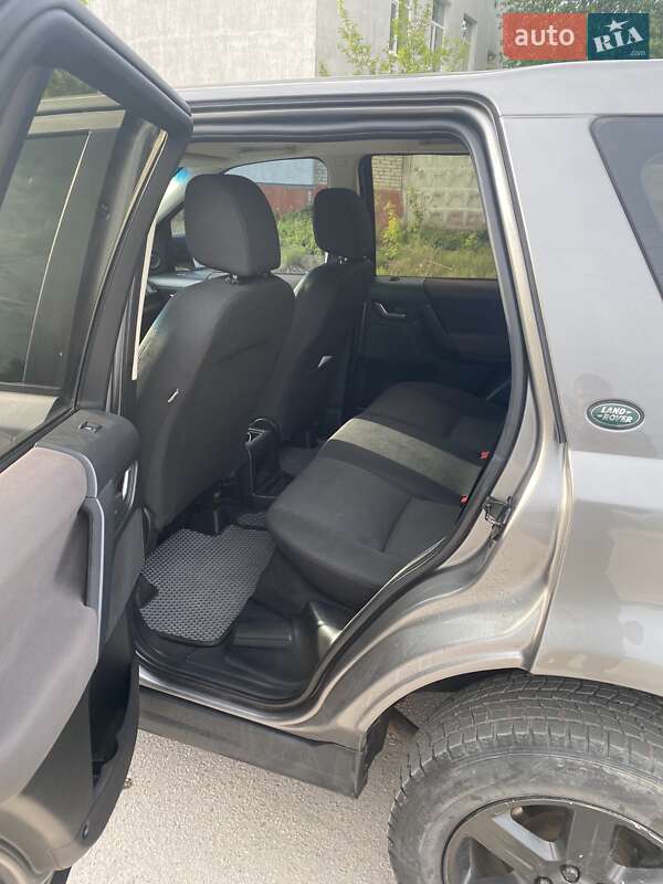 Внедорожник / Кроссовер Land Rover Freelander 2011 в Шостке