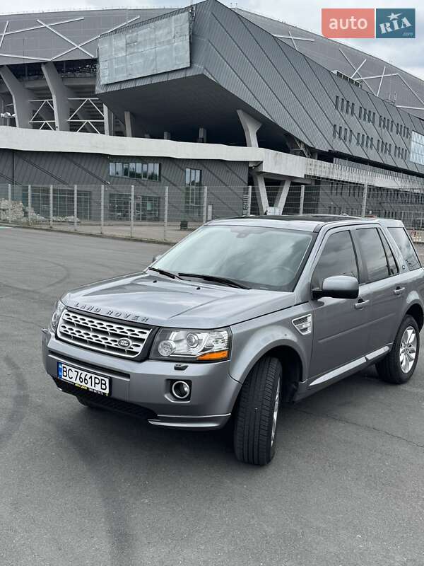 Внедорожник / Кроссовер Land Rover Freelander 2013 в 