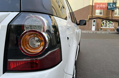 Позашляховик / Кросовер Land Rover Freelander 2013 в 