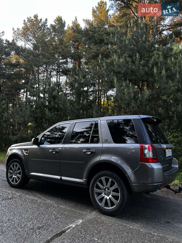 Внедорожник / Кроссовер Land Rover Freelander 2008 в Остроге