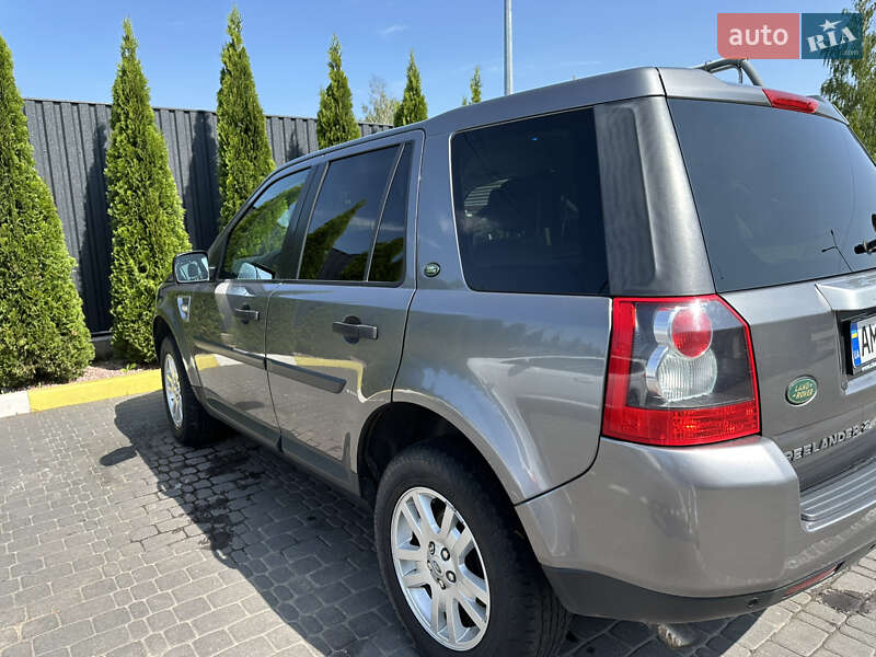 Позашляховик / Кросовер Land Rover Freelander 2010 в Коростені