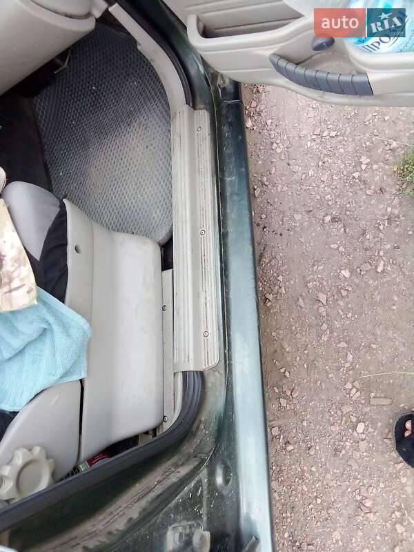Внедорожник / Кроссовер Land Rover Freelander 2001 в Запорожье